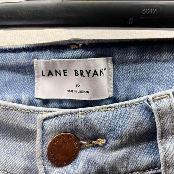 Lane Bryant Flex Magic Curvy Fit High Rise Flare Jeans Womens 16W Denim 2413 - Picture 2 of 11